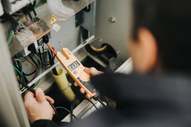 Best Circuit Breaker Repair  in Harper Woods, MI